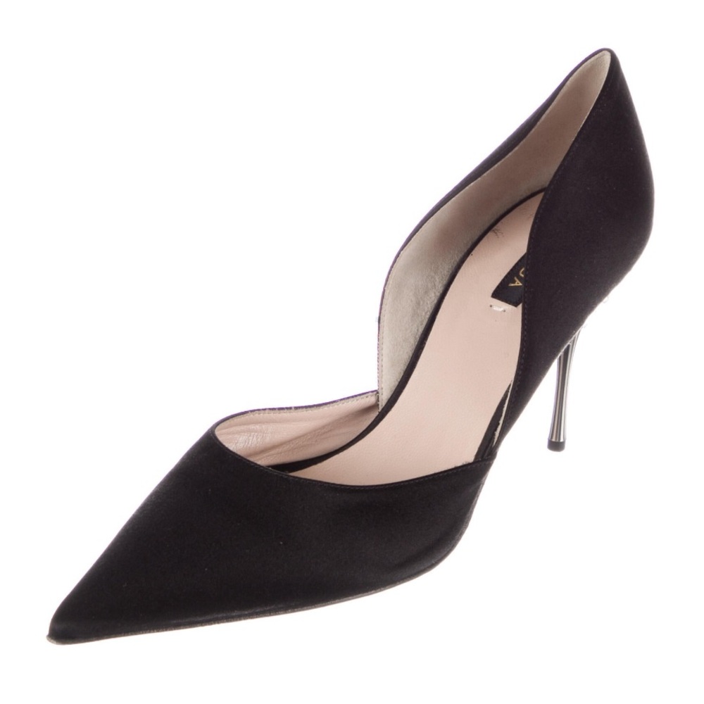 Escada satin crystal embellishment pump